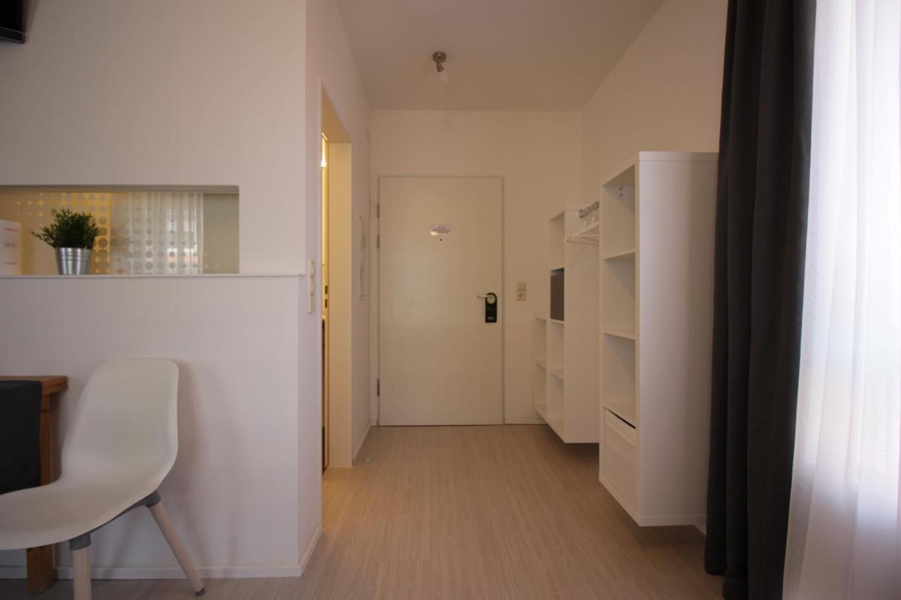 Hotel Wirtshaus Krone Friedrichshafen Bagian luar foto